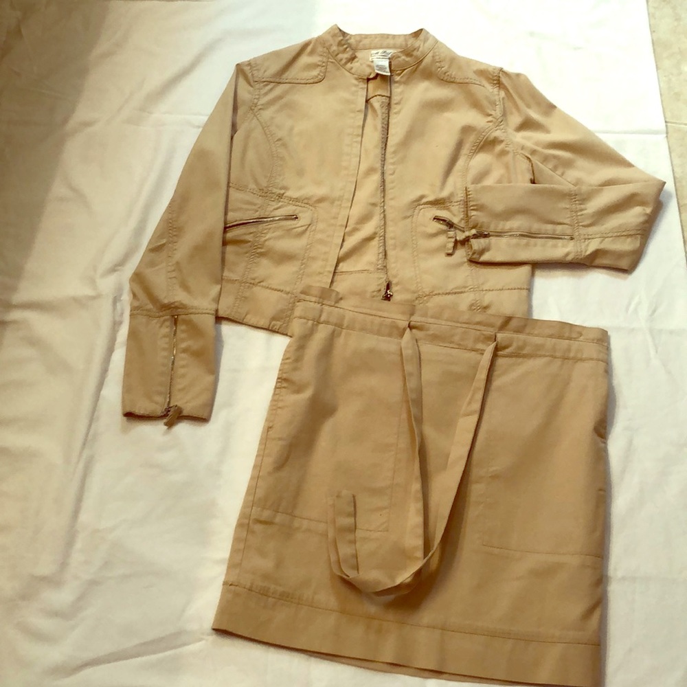 Women MSSP outfit . Jacket and Shirt